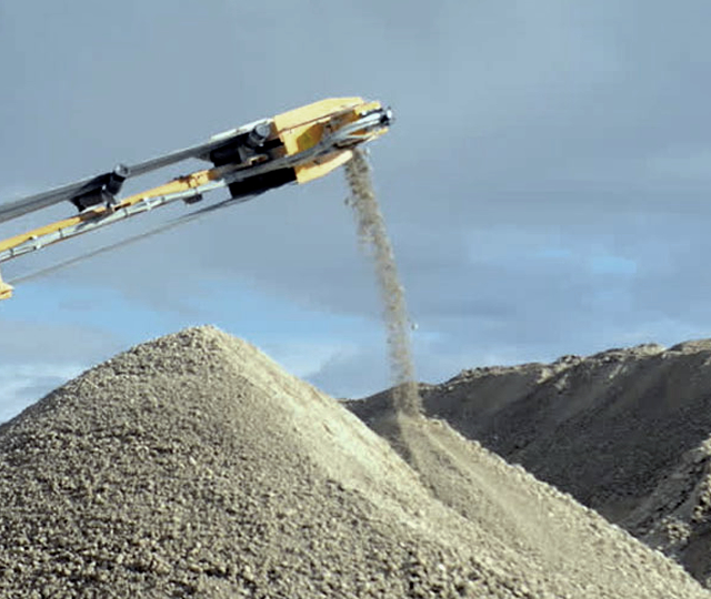 Yıkanmış Kum Nedir? Endüstrinin Temel Malzemesi